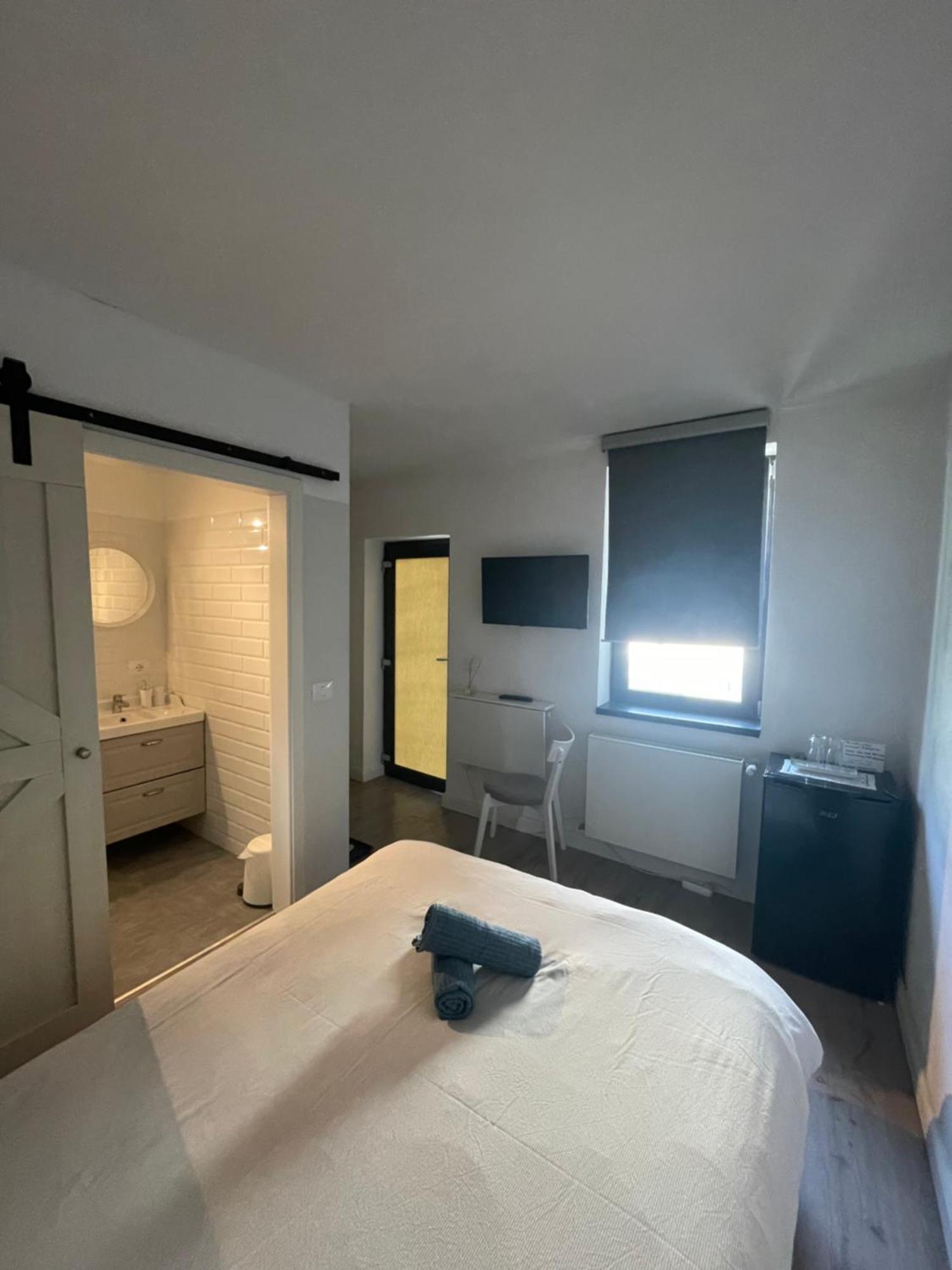 Maremi Apartment Timisoara Ngoại thất bức ảnh