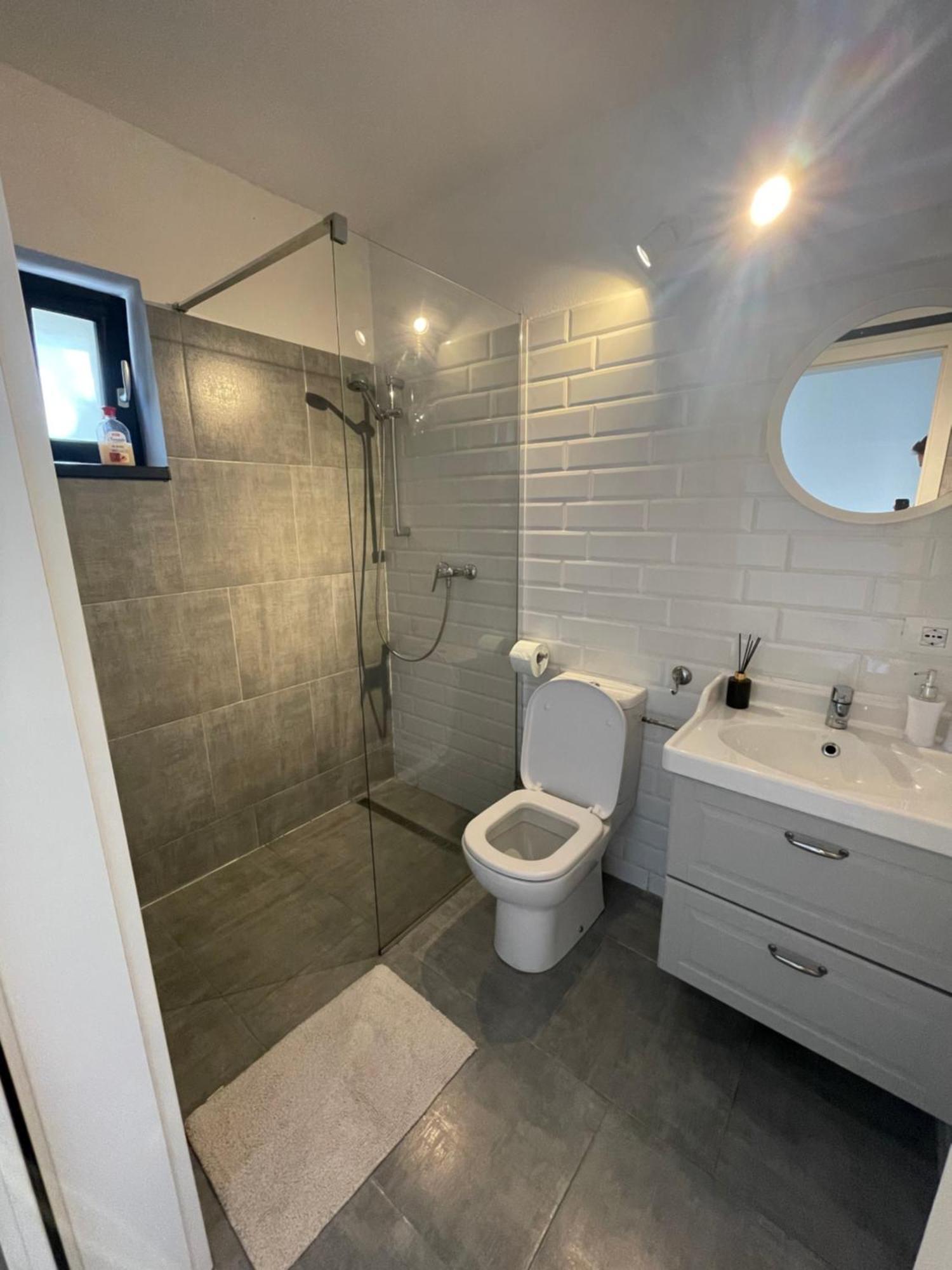 Maremi Apartment Timisoara Ngoại thất bức ảnh